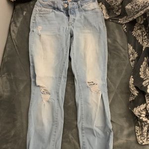 Light wash jeans